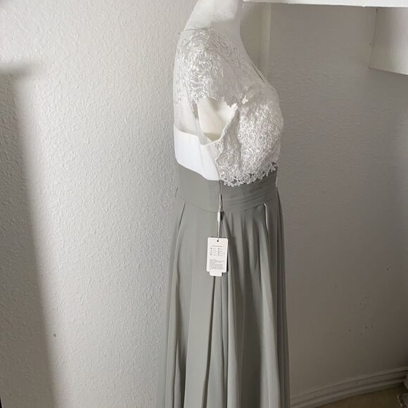 Women’s Ivory Lace Top Chiffon V-Neck with Cap Sleeves Dress Size 12 NWT - Picture 6 of 10